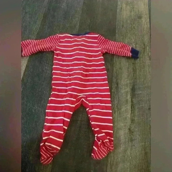 Carters sleep and play. - Picture 2 of 3